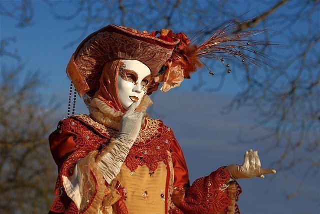 NO ME MIENTAS, NO TE MIENTAS